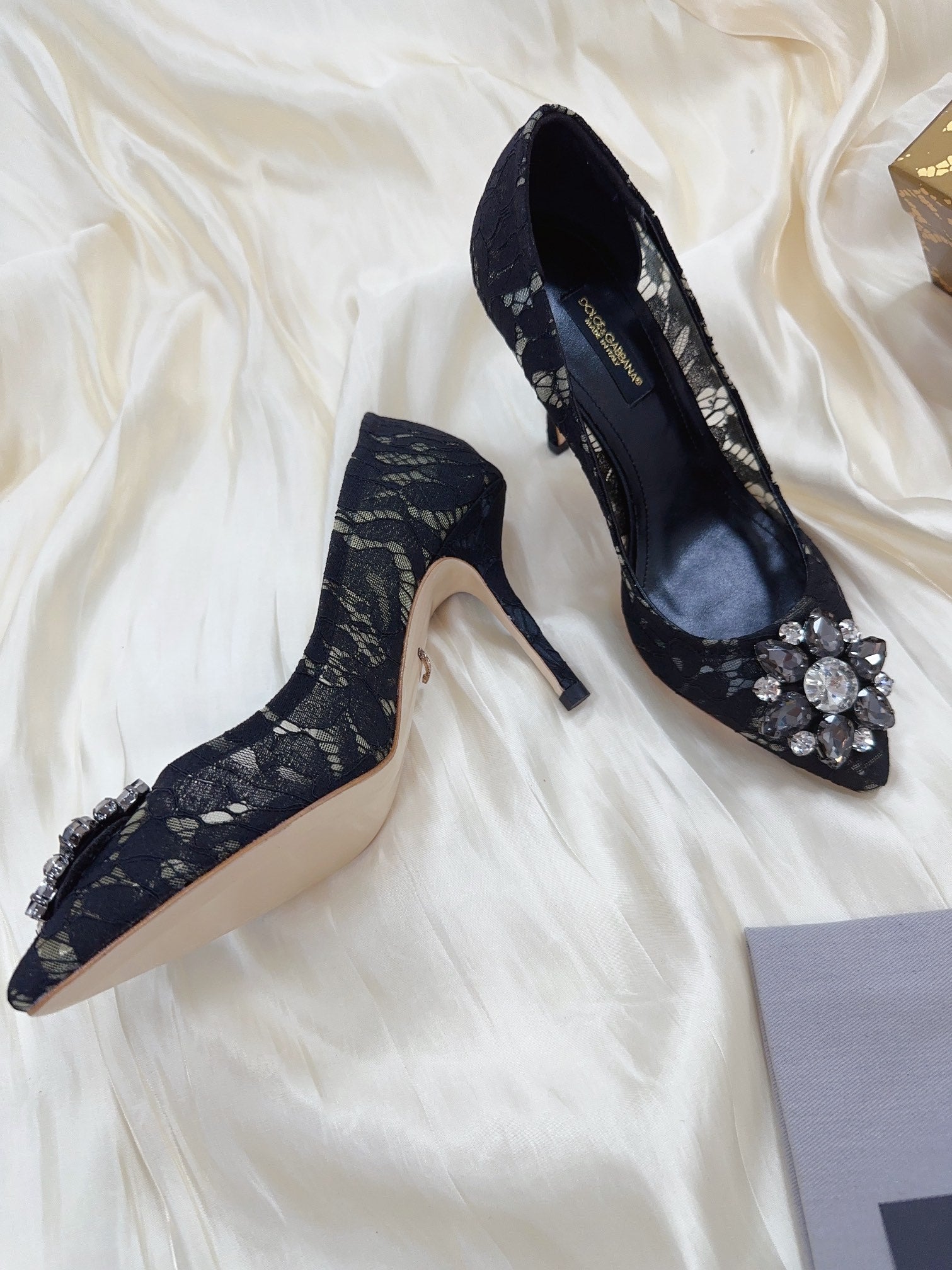 DC Floral Crystal Pumps Black Genuine Leather & Lace 324775