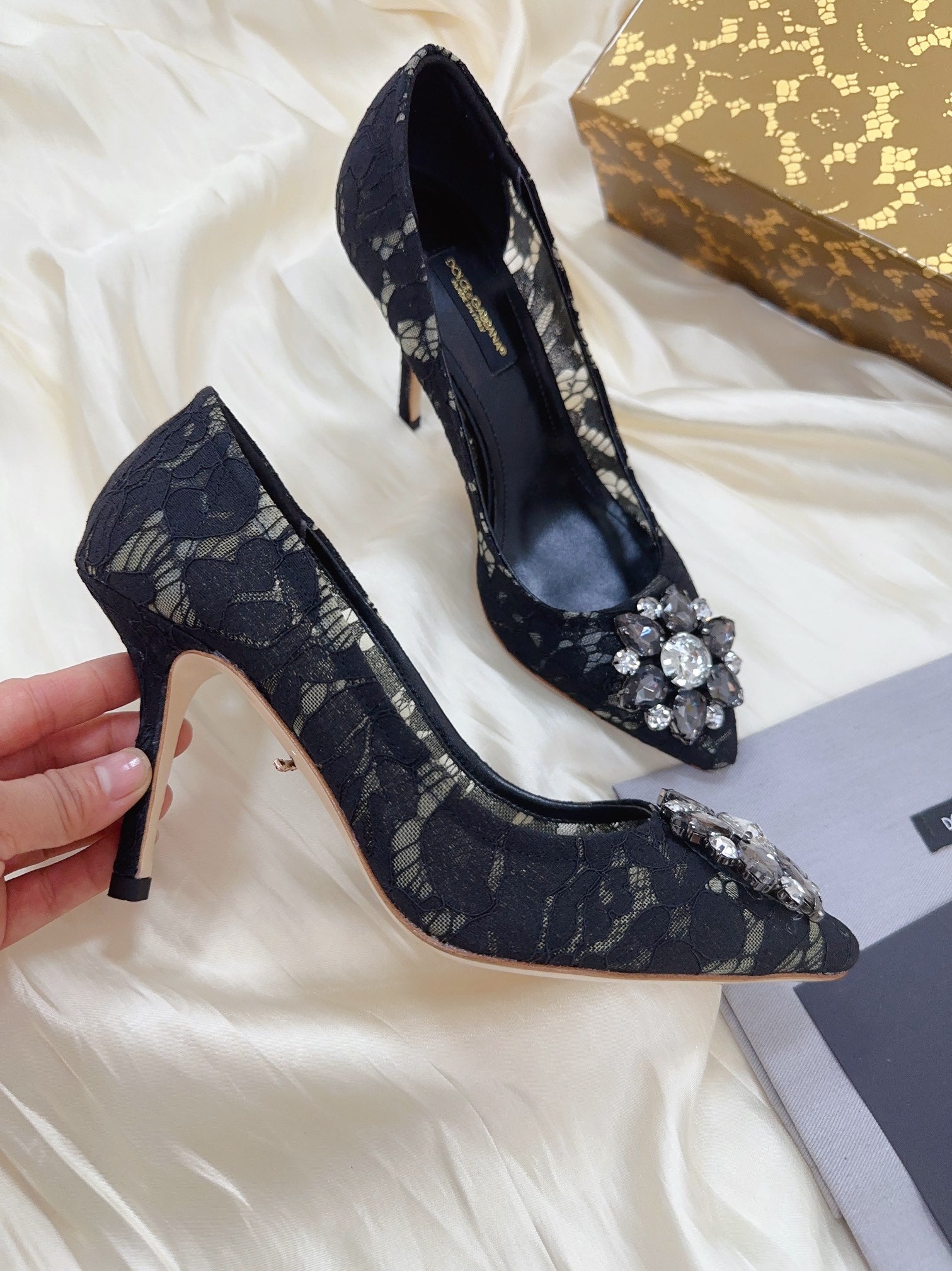 DC Floral Crystal Pumps Black Genuine Leather & Lace 324775