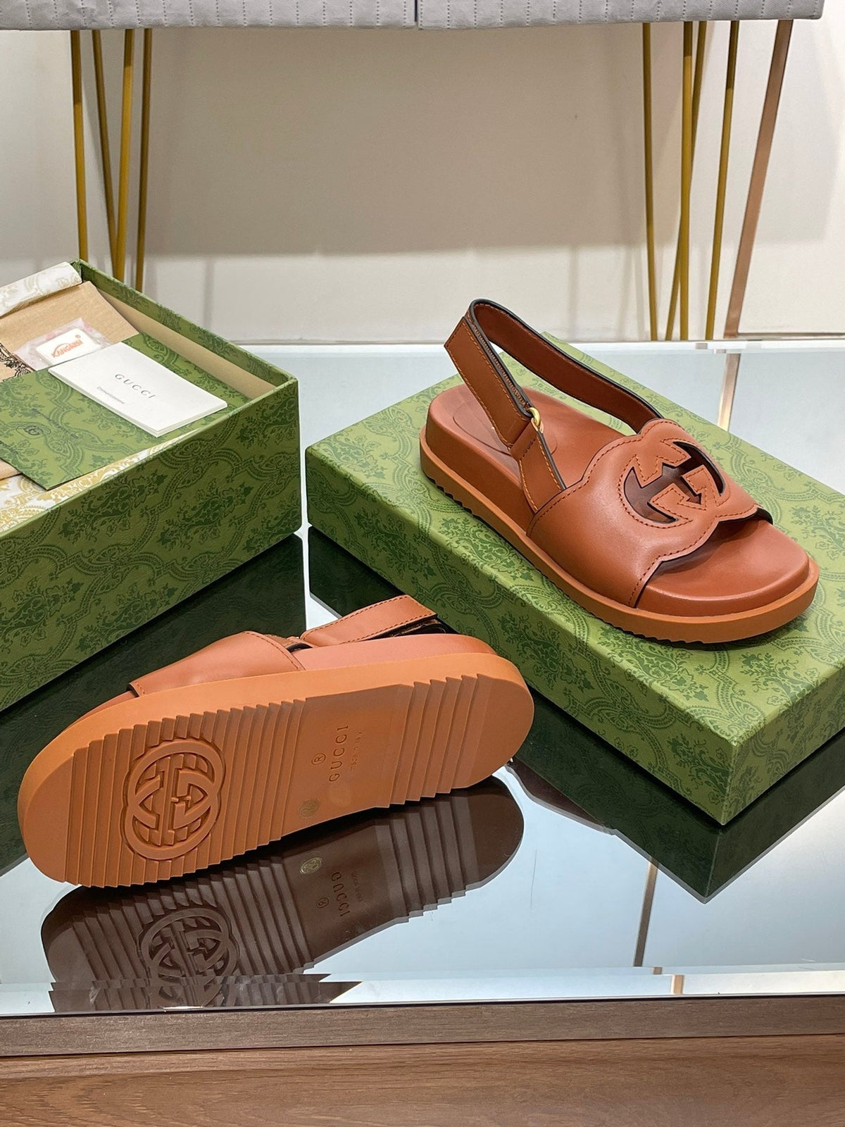 GG 26s Interlocking G Cut Out Sandal Caramel Lambskin