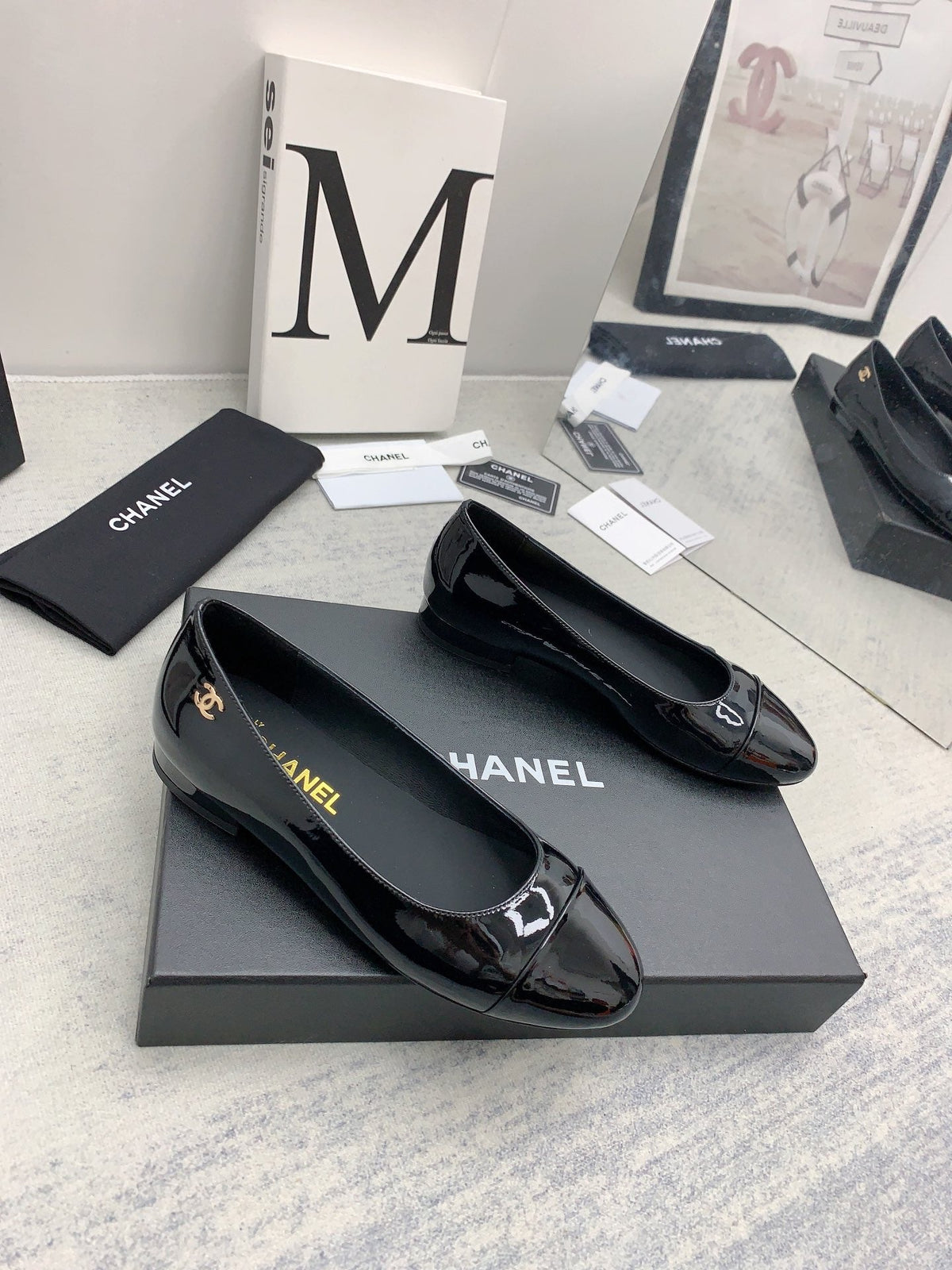 CC 26s Ballet Flats Black Patent Leather 159942
