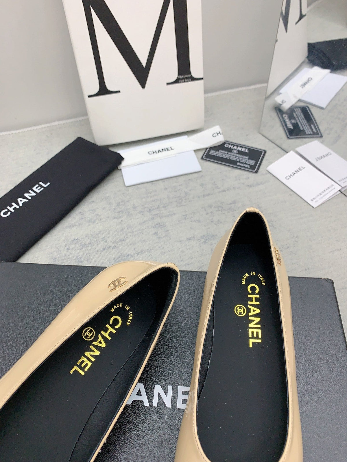 CC 26s Ballet Flats Beige Black Patent Leather 159948