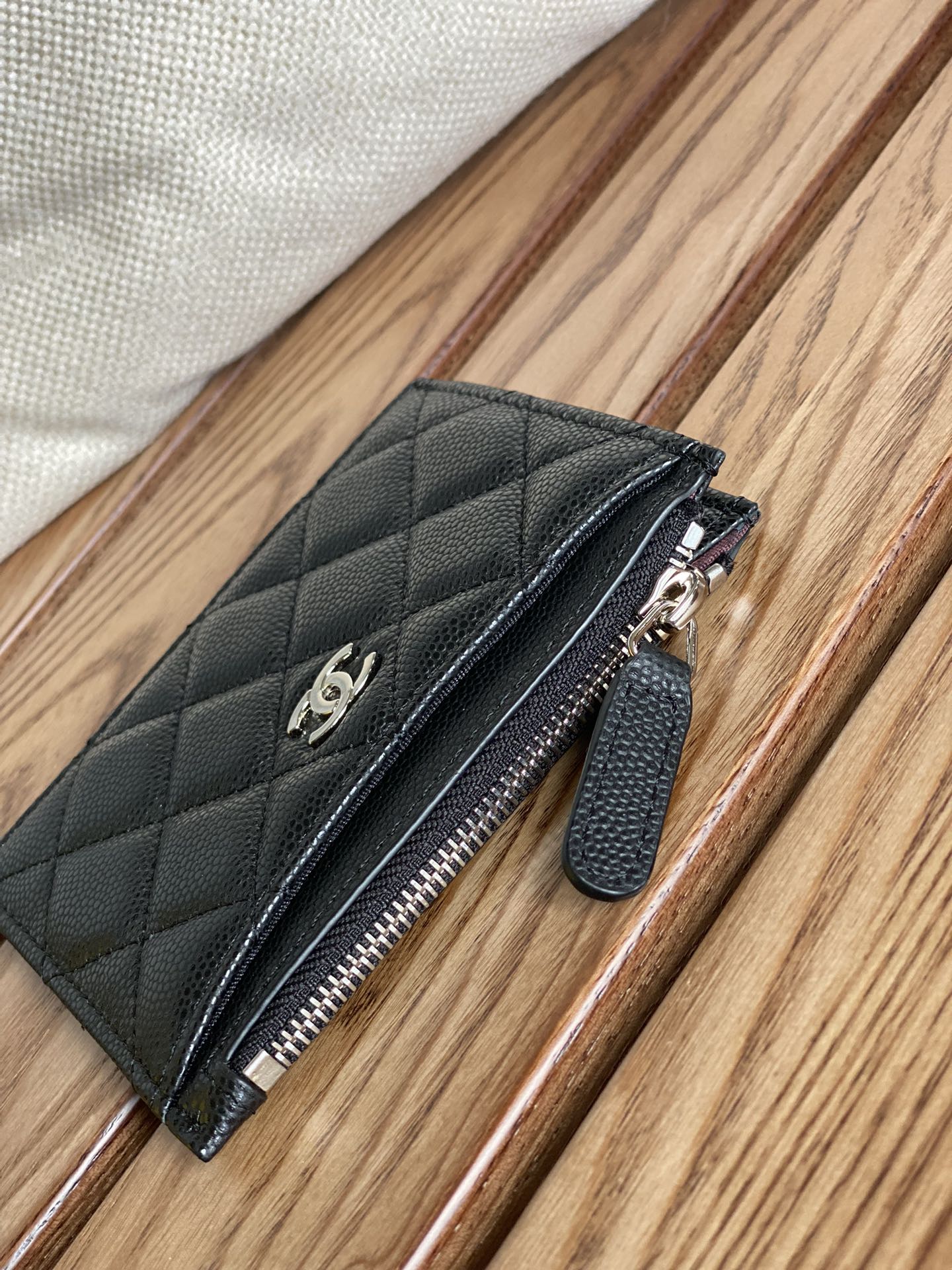 CC A84105 Coin Case Black Sliver Metal Caviar 240747