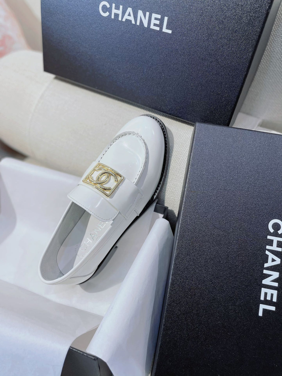 Chanel 26s Loafers White Patent Leather 156350