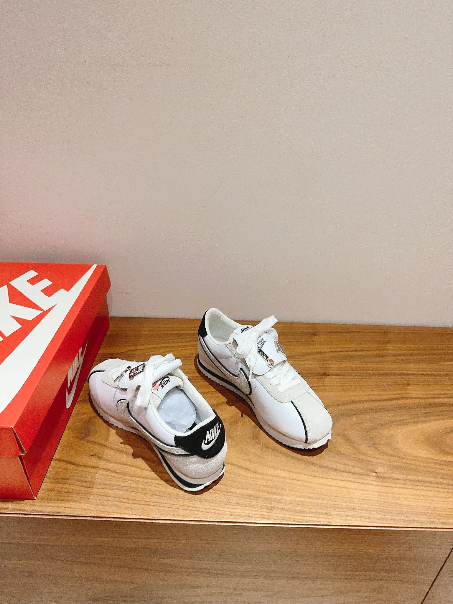 Nike Cortez Sneaker White Light Grey Suede 552043