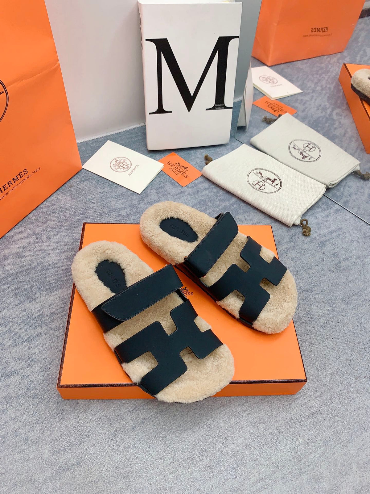 HM 26s Chypre Sandals Bleu Nuit Suede Shearling 160904