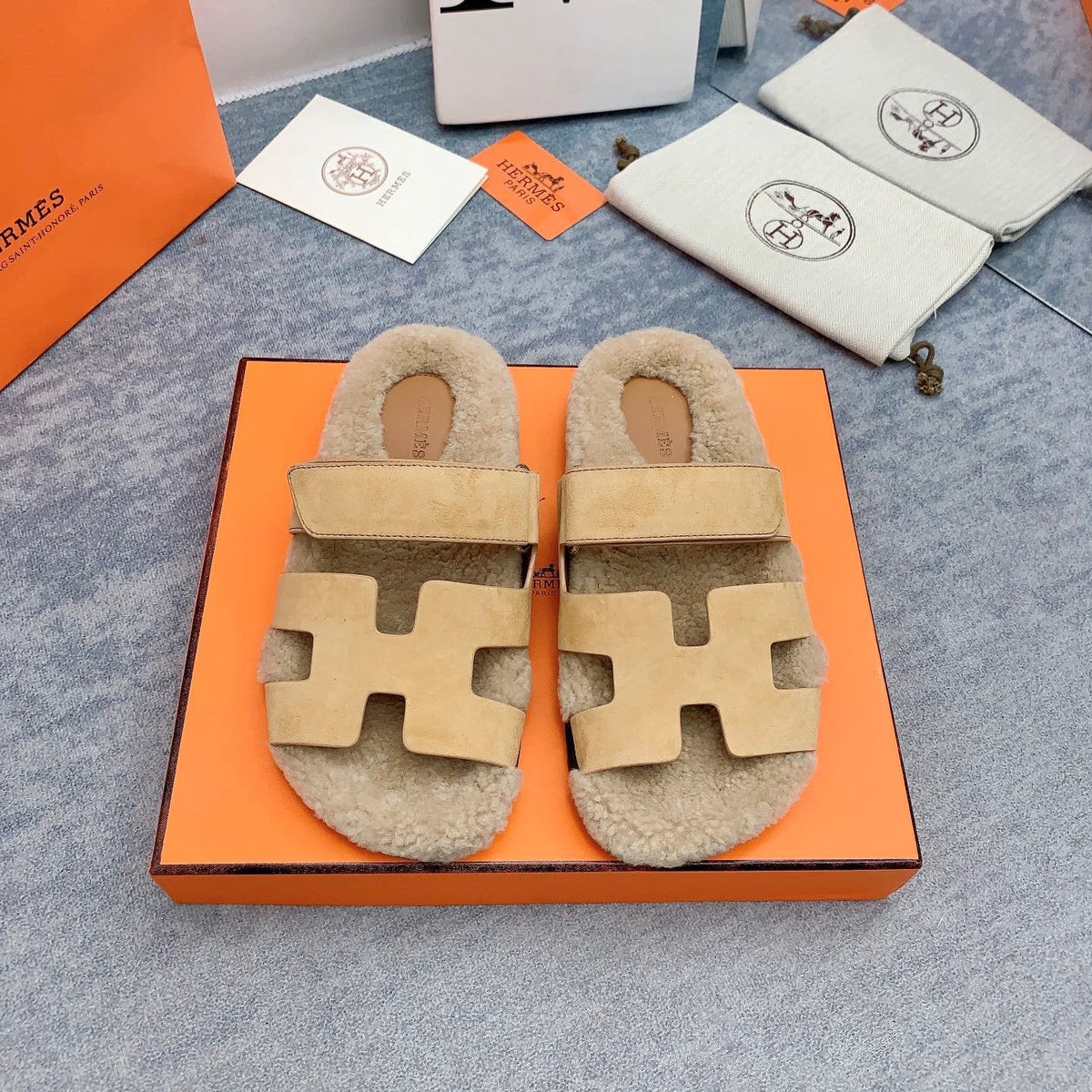 HM 26s Chypre Sandals Naturel Suede Shearling 160902