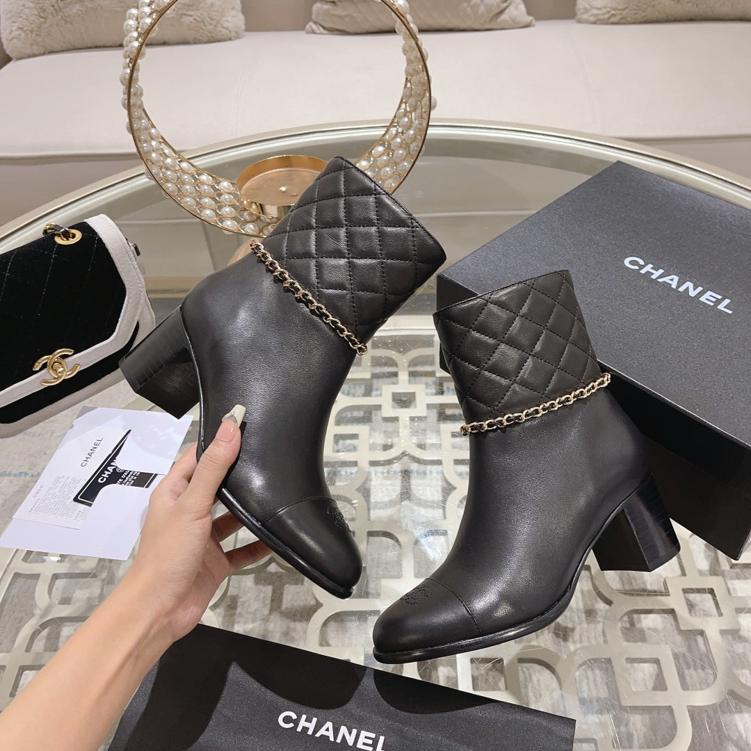 CC 26s Quilted Ankle Boots Black Leather 166069