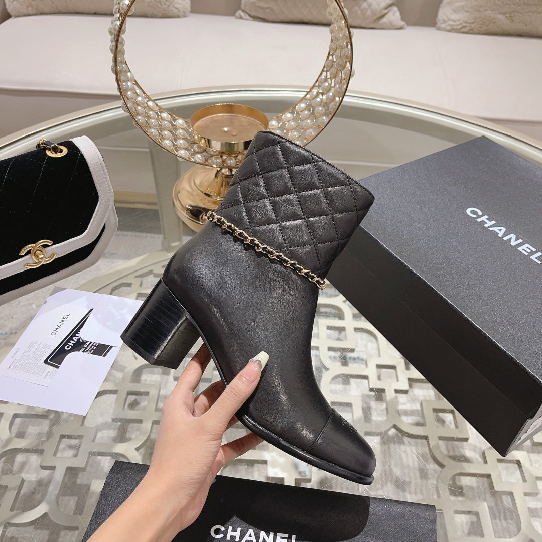 CC 26s Quilted Ankle Boots Black Leather 166069