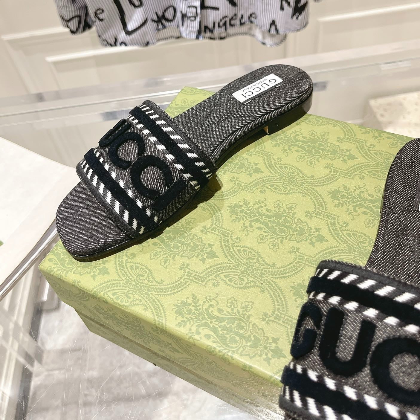 GG Interlocking double G hollow slippers Black