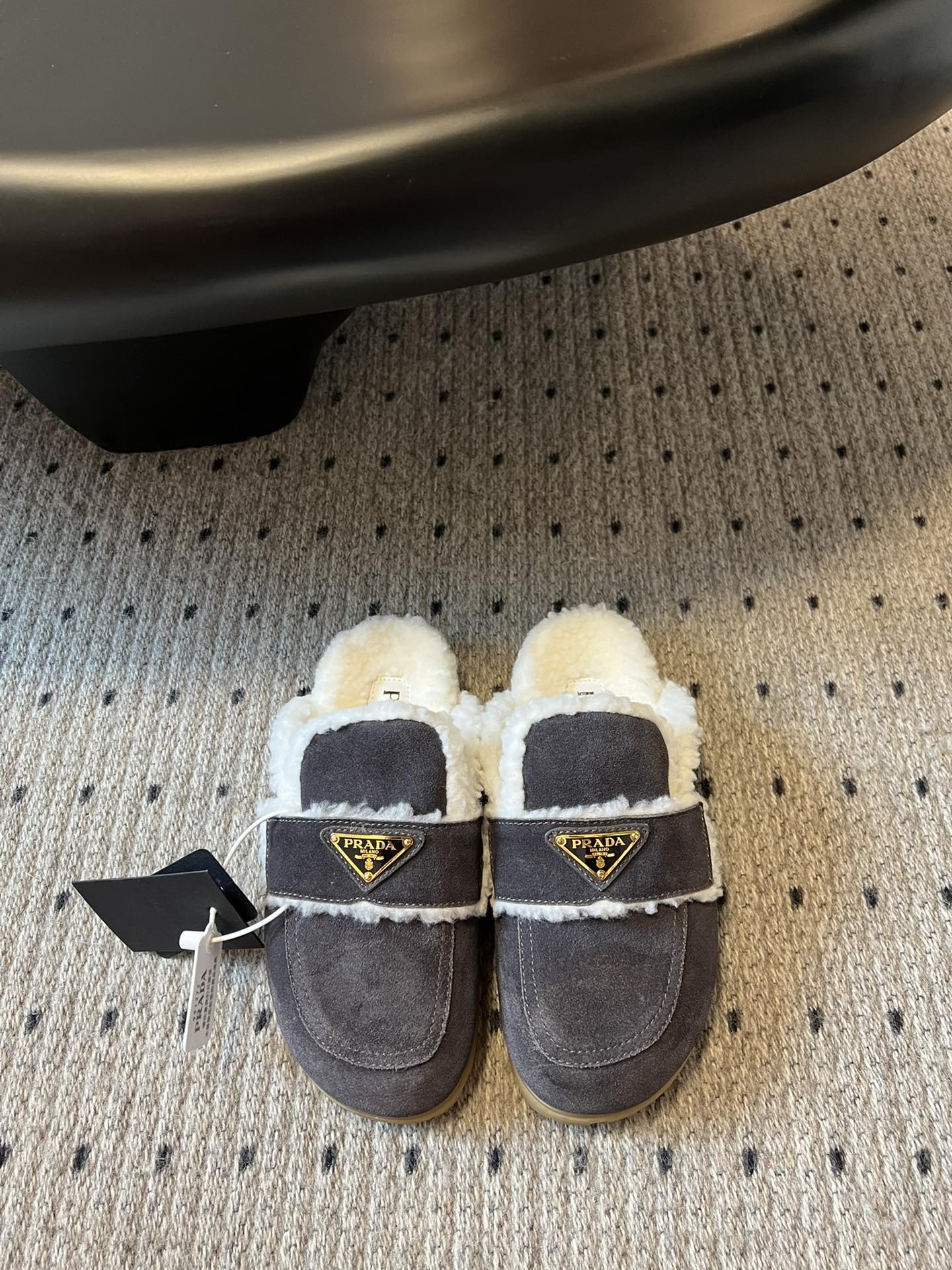 Pra Slippers Muted Gray Suede & Shearling 478564