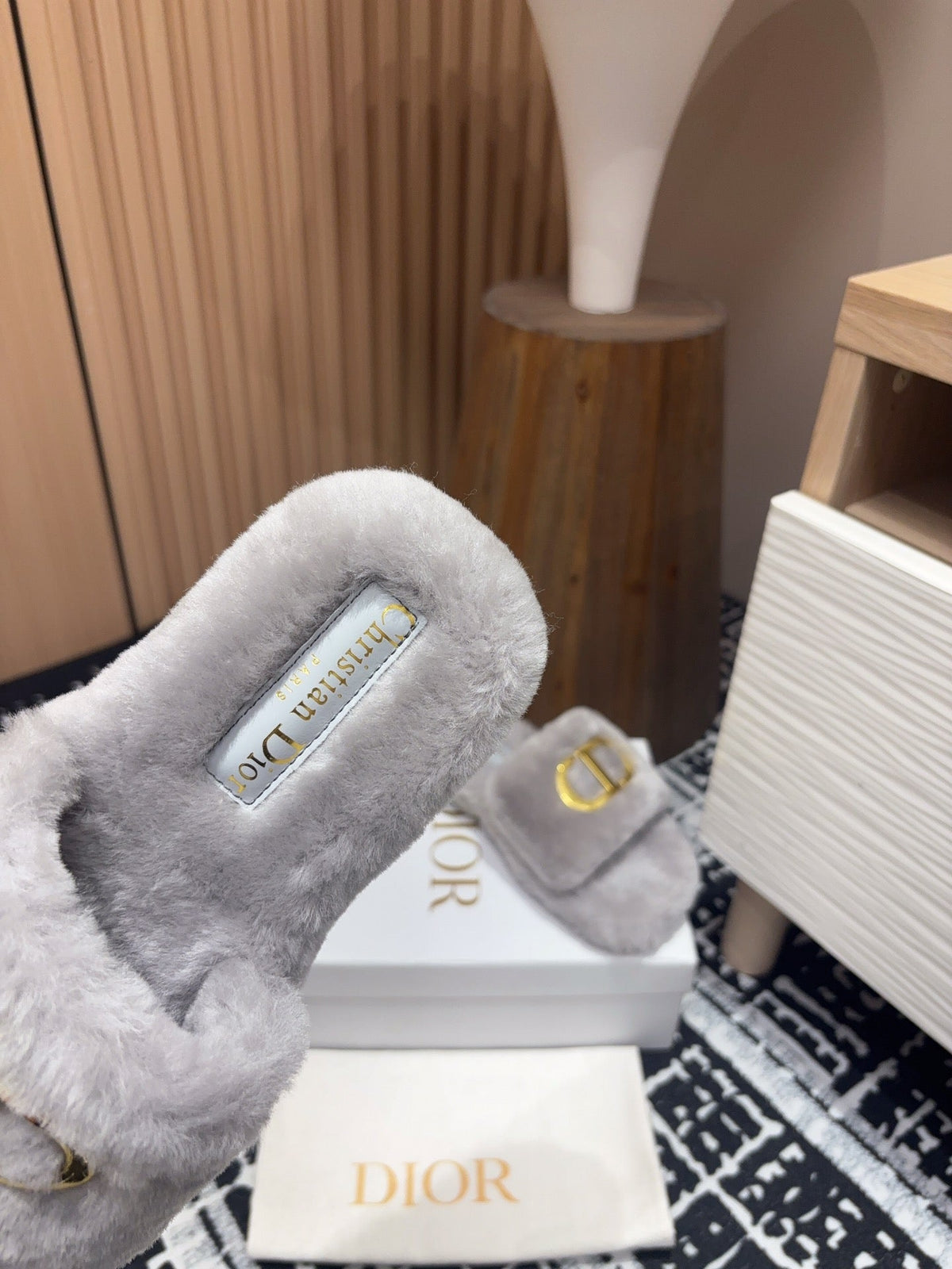 CD Thick-Sole Slipper In Pale Gray Fleece With Gold Logo