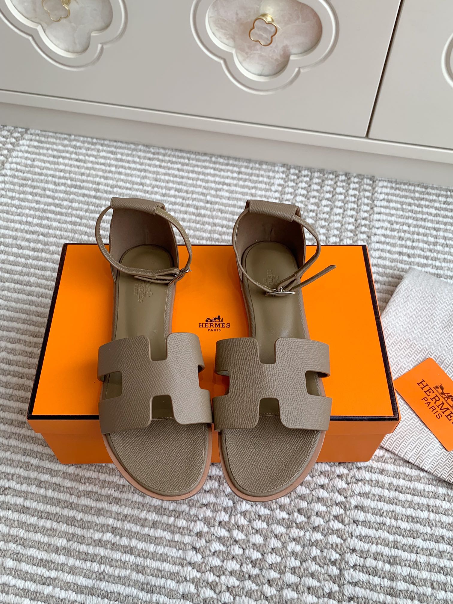 HM 25 Santorini Etoupe Epsom Leather Calfskin