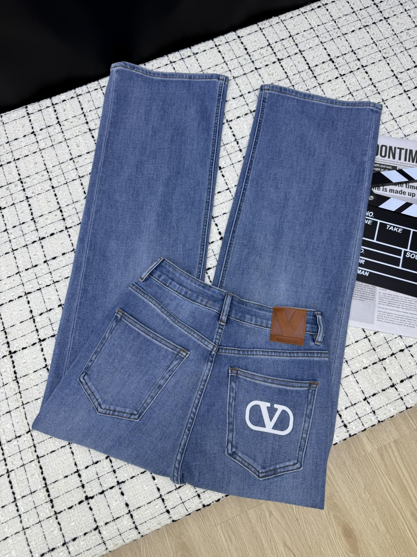 Valentino Flared Jeans Embroidered Logo Applique 404871