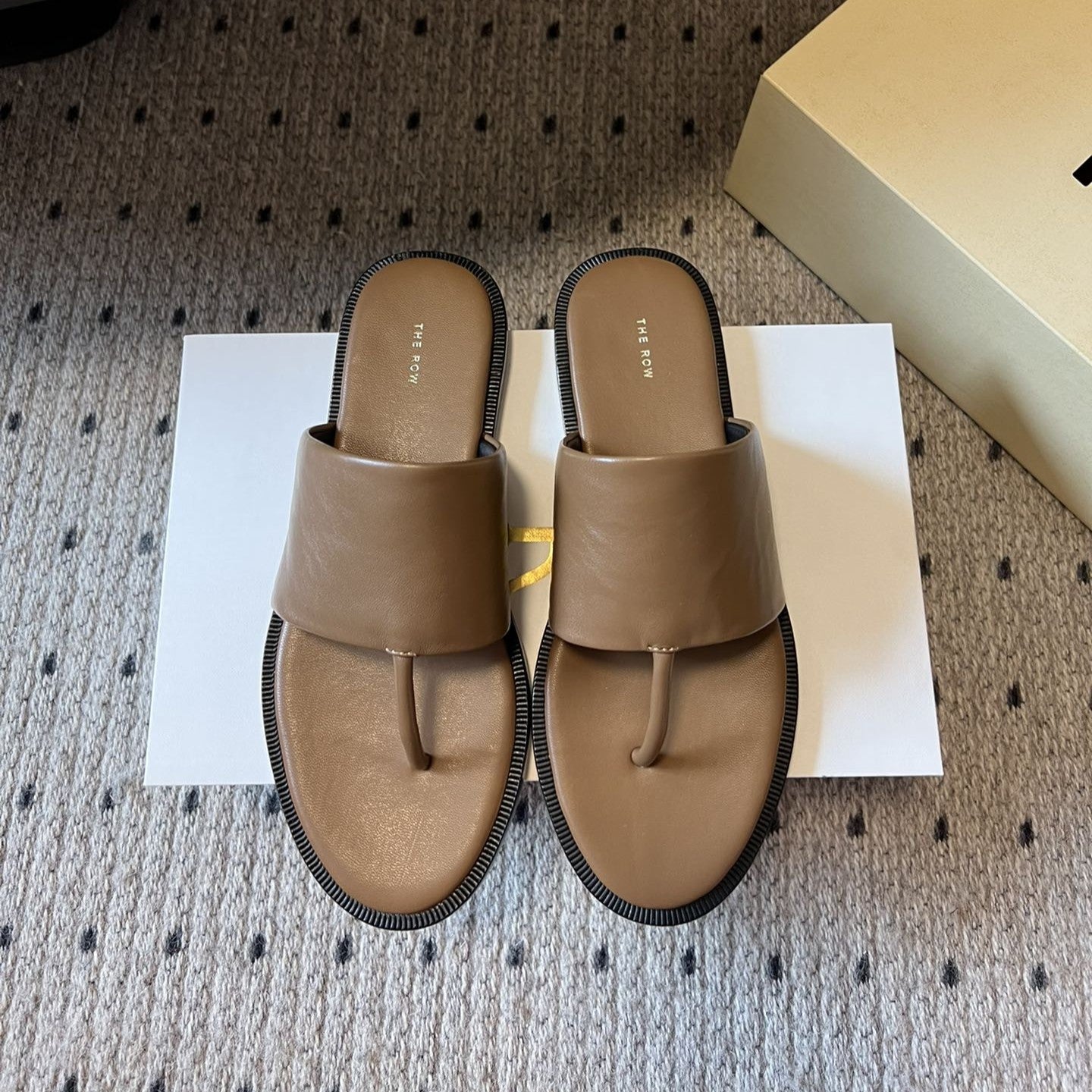 Signum Flat Sandal in Brown Sheepskin 282426