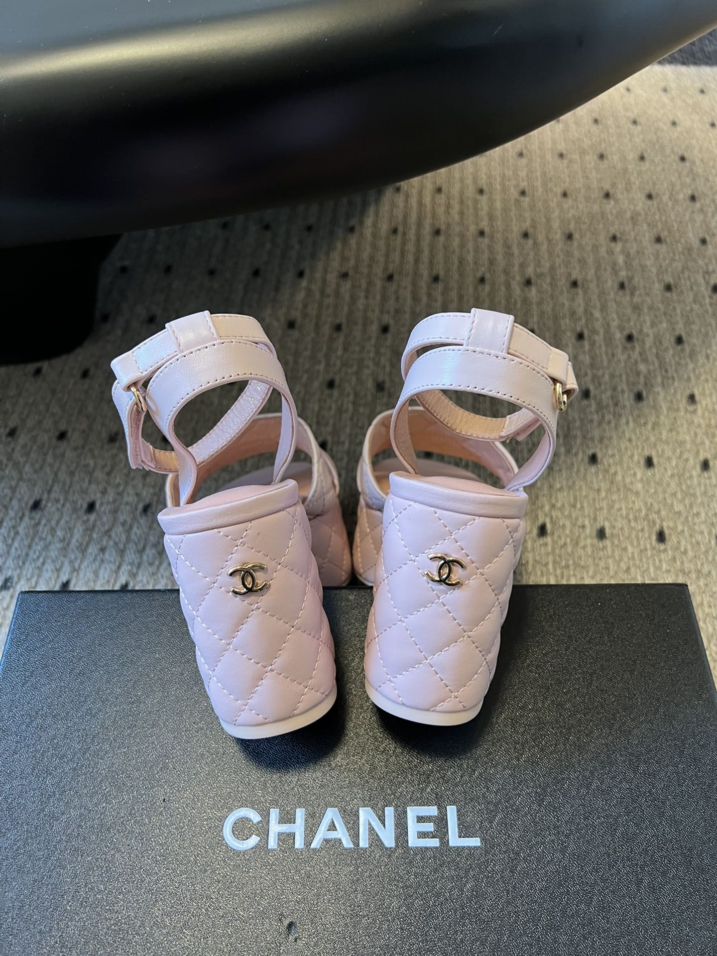 CC 25SS Platform Sandals 5.5cm Light Pink Sheepskin 319629