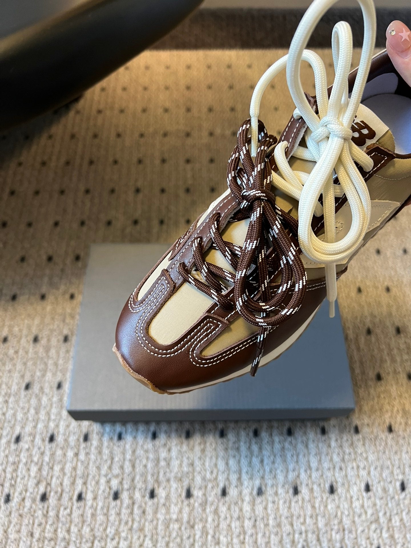 New Balance sneakers brown white sheepskin 522053