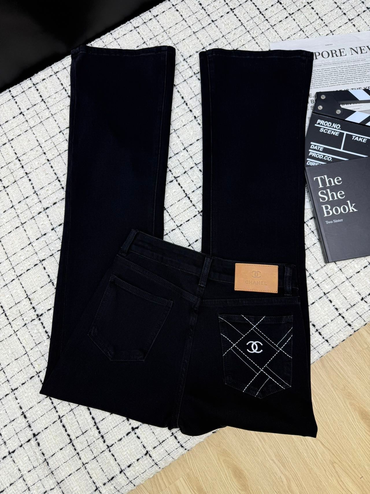 CC 26s Flared Jeans 758