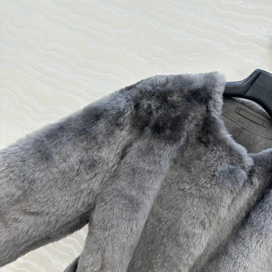 Totême's Jacket Belt Gray Fur Shearling 341199