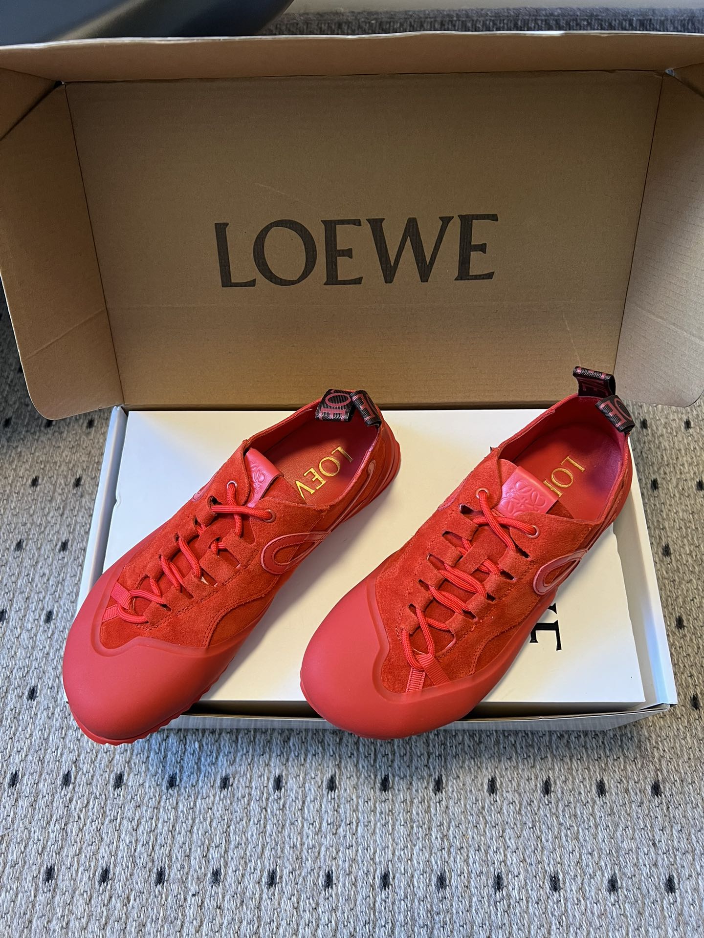 LOEW 26s Flow Sneaker Red Suede Sheepskin 678376