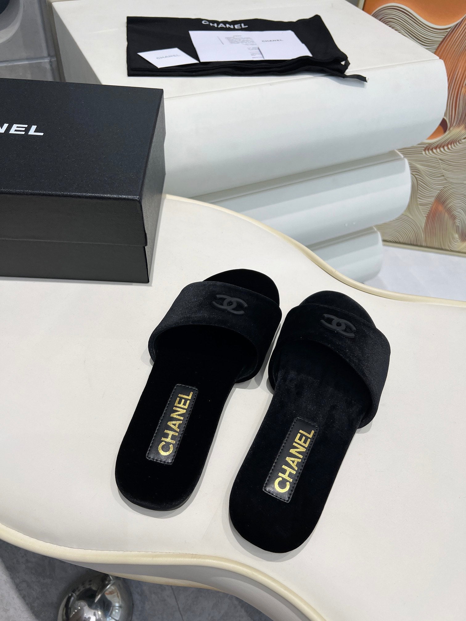 CC 26s Slide Black Velvet 684904