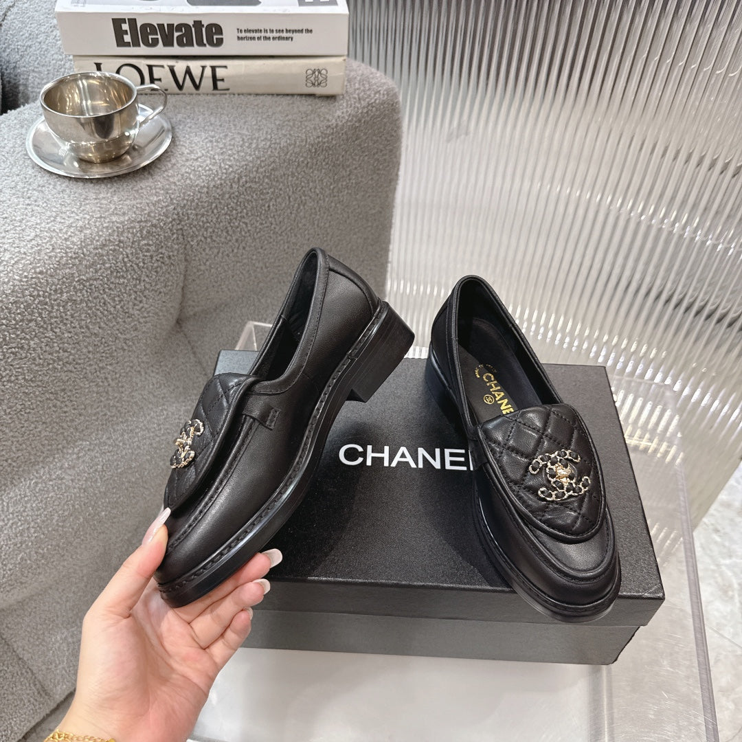 CC SS26 Loafers Black Lambskin 678951