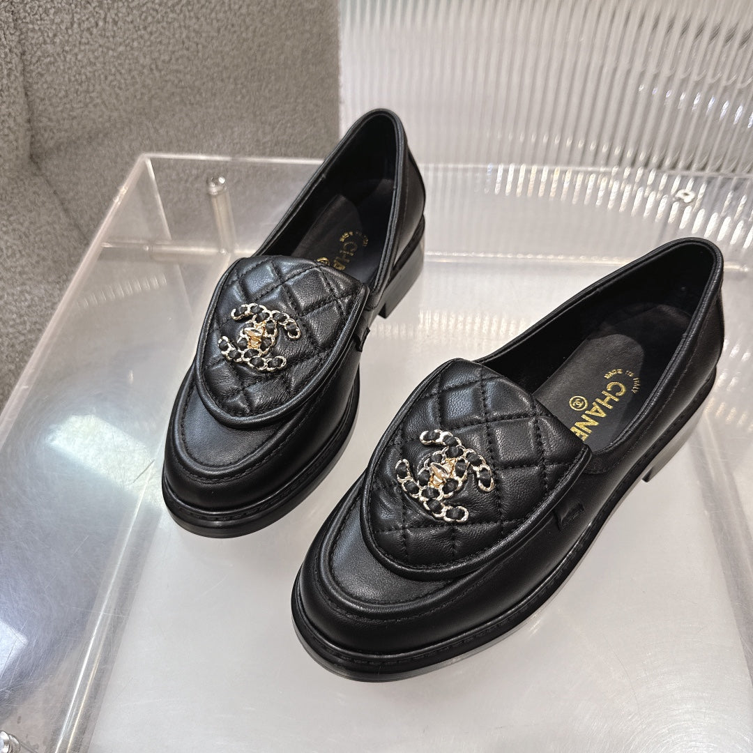CC SS26 Loafers Black Lambskin 678951