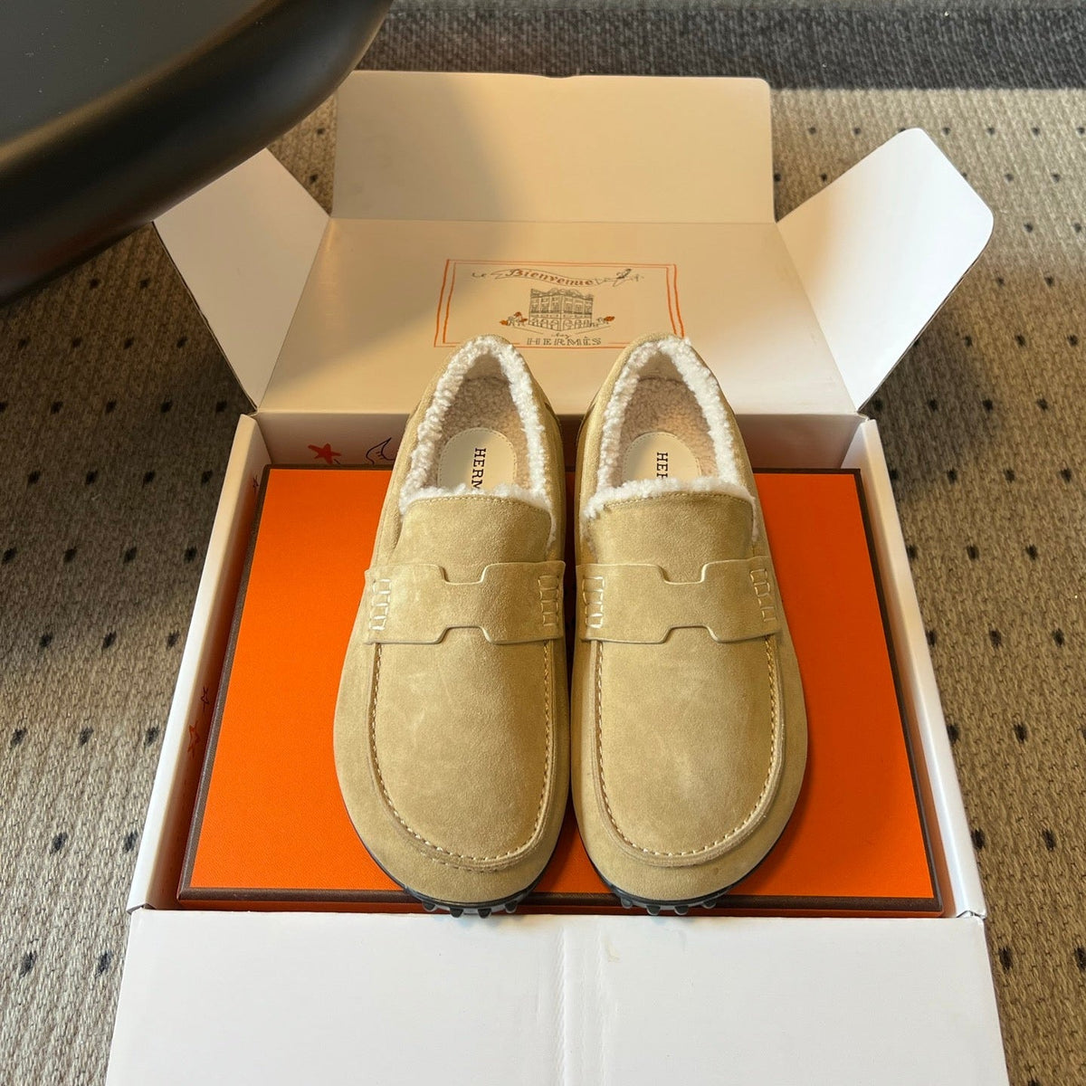 HM 26S Destin Loafers Beige Suede
