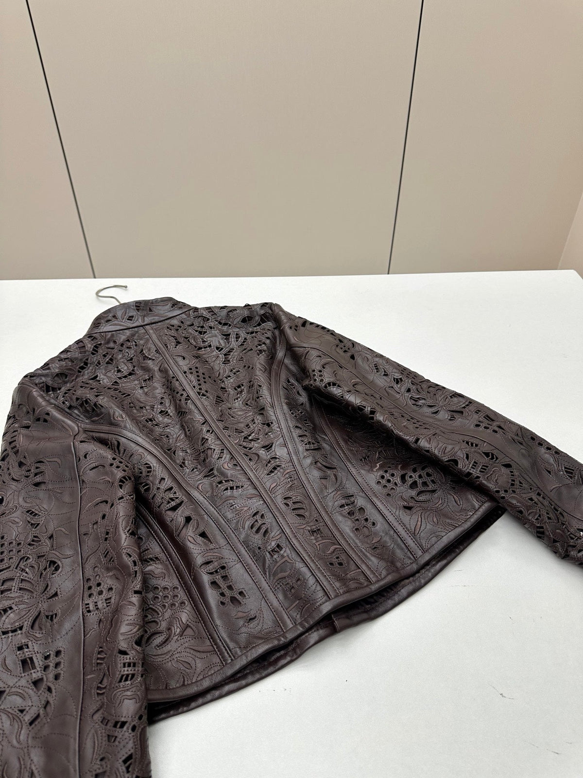HM 26S Laser-Cut Lace Pattern Jacket Mock Collar Round Buttons Leather 435206