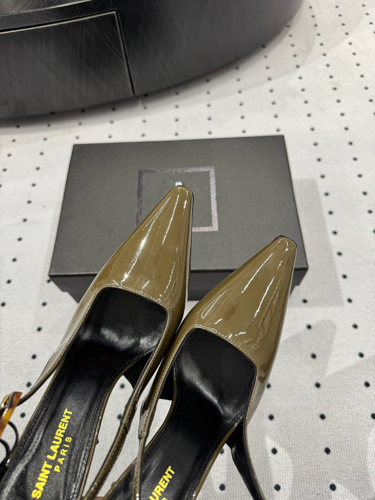 YSL 26s Slingback Heels 10.5cm Olive Green Glossy Calfskin With Buckle Closure
