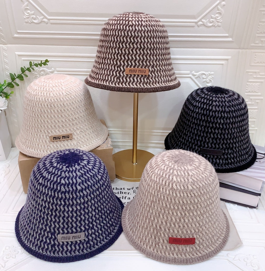 Miu Bucket Hat 215957