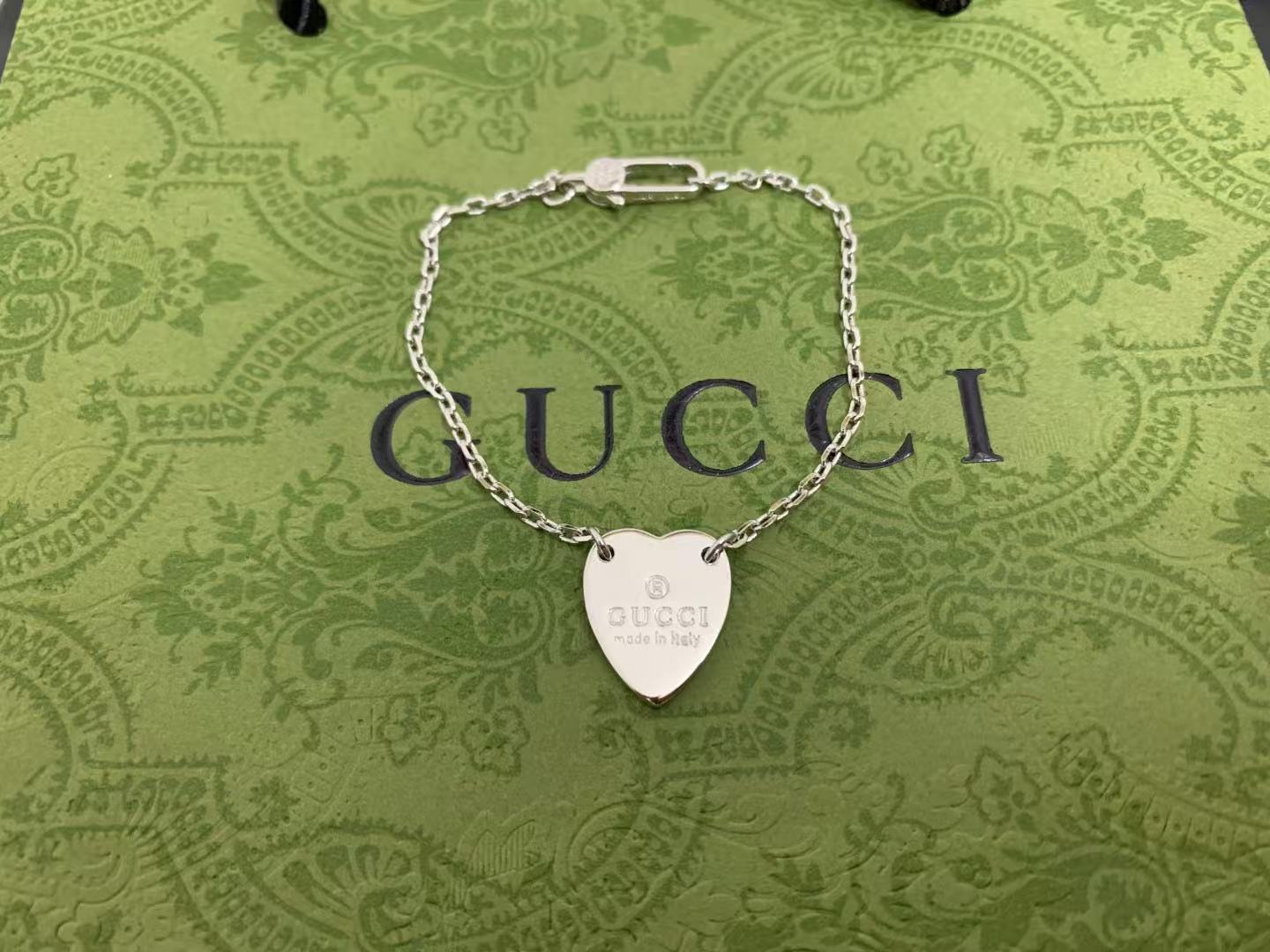 GG Trademark Bracelet With Heart Pendant