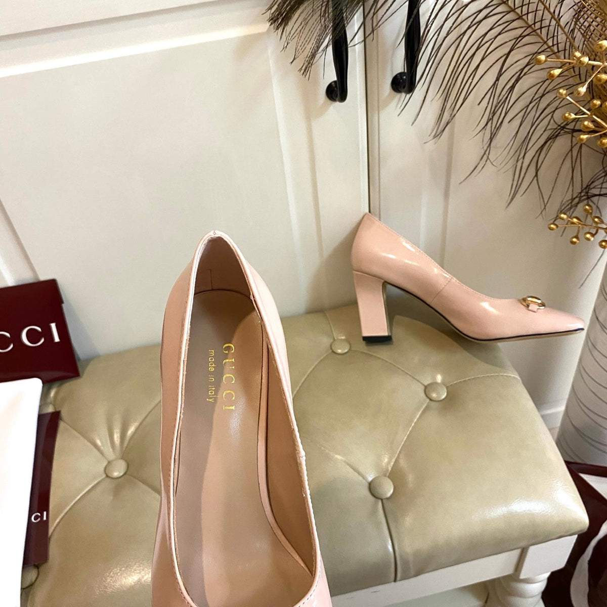 Gucci 26s Horsebit Mid-Heel Pumps 7.5cm Nude Pink Calfskin