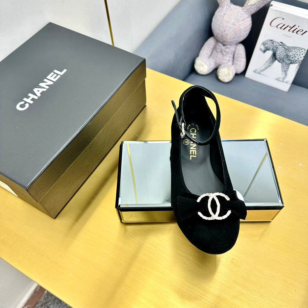 CC 26S Mary Jane Flats Bow Logo Charm Black Suede 140311