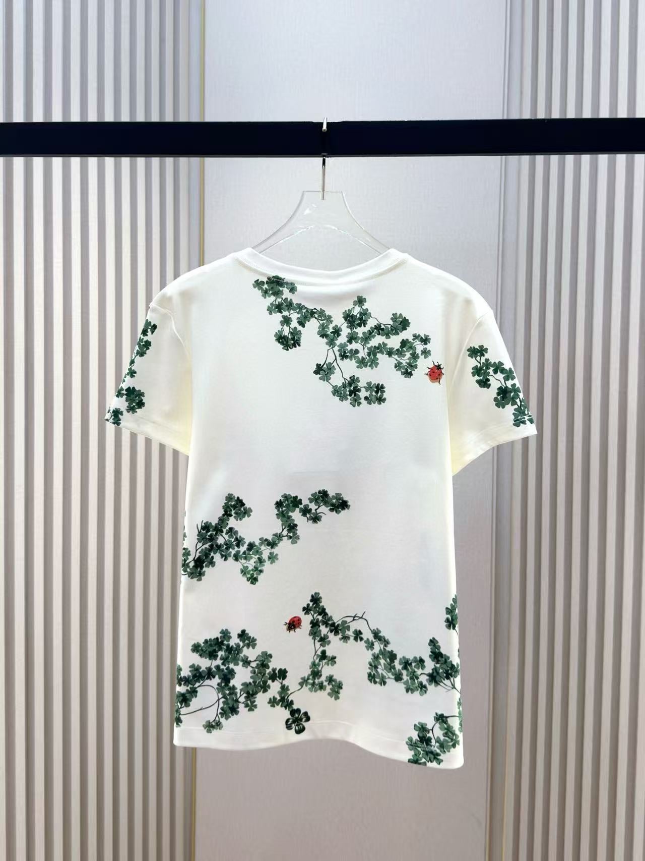 CD Fitted T-Shirt White Cotton Jersey with Green Toile de Jouy Clover Motif