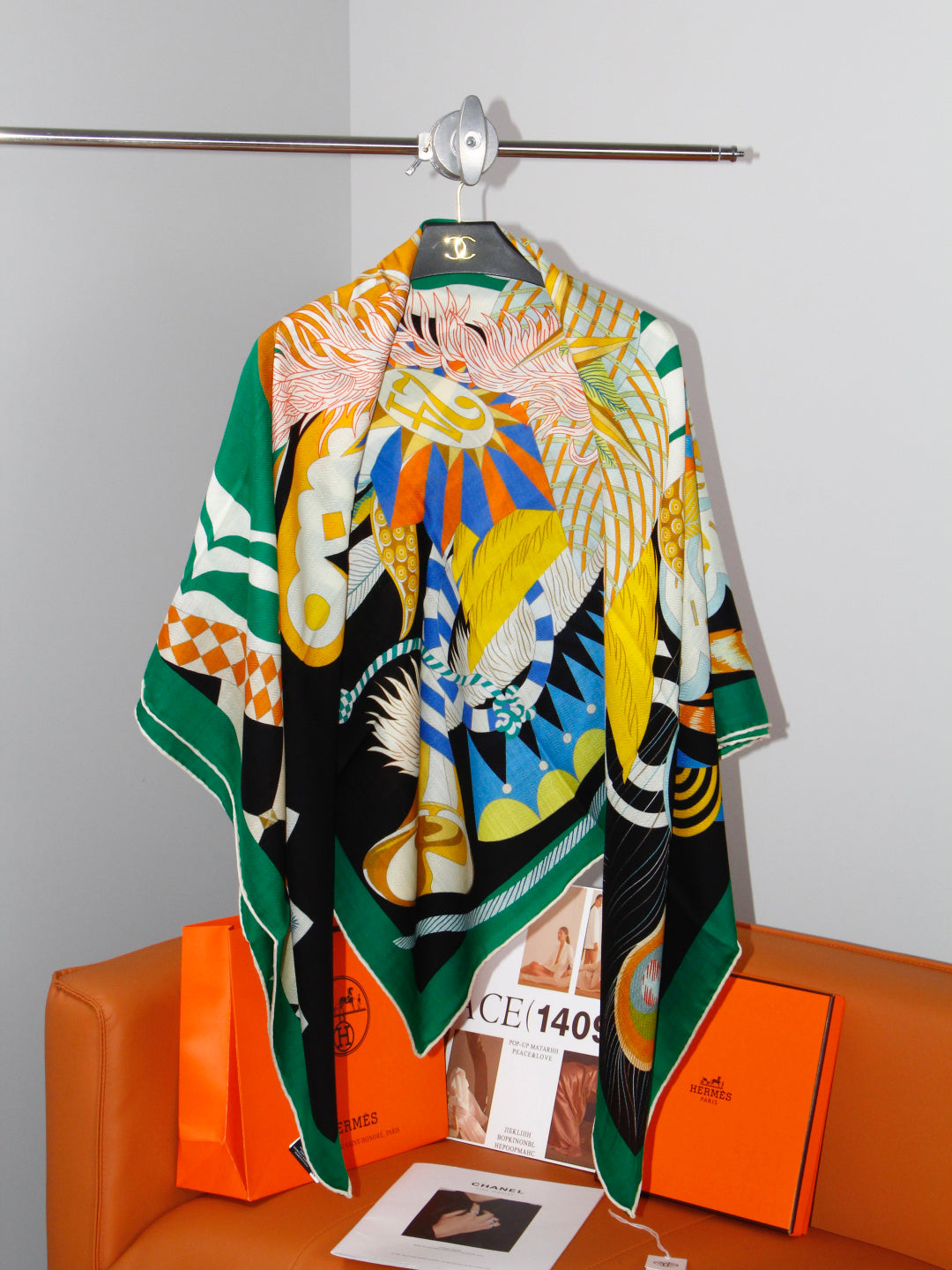 Hermès 2026 Cheval Masque Shawl Scarf 90cm Green Black Cashmere 218143