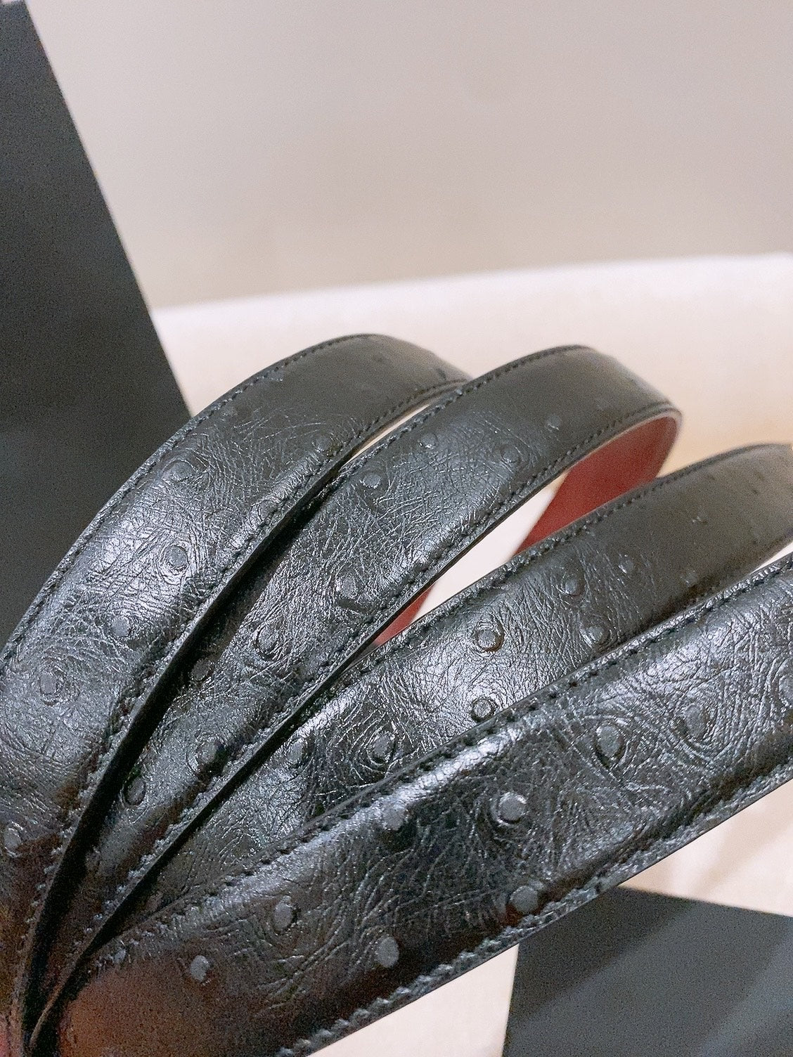 CC 26FW Double C Twist Buckle Belt 25mm Embossed Black Cowhide Leather 218903