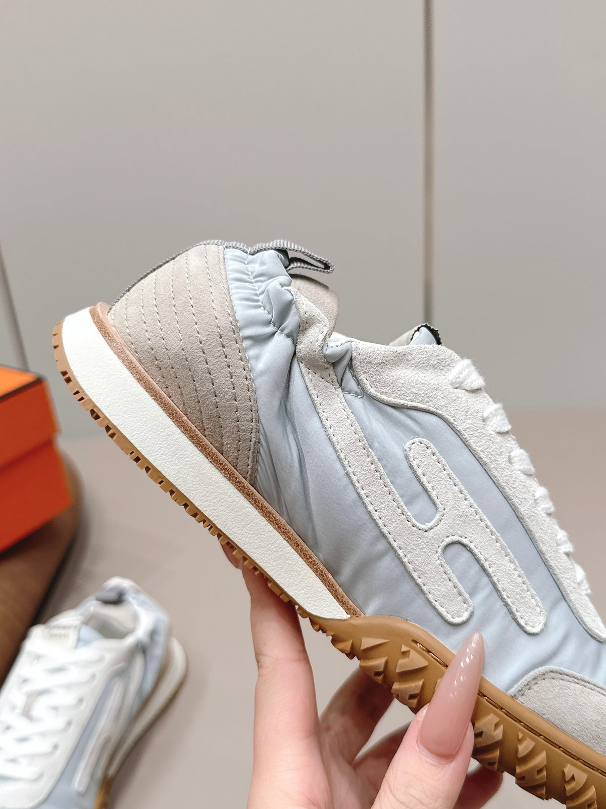 HM 26S Bouncing Sneakers Ice Blue Nylon Light Grey Suede