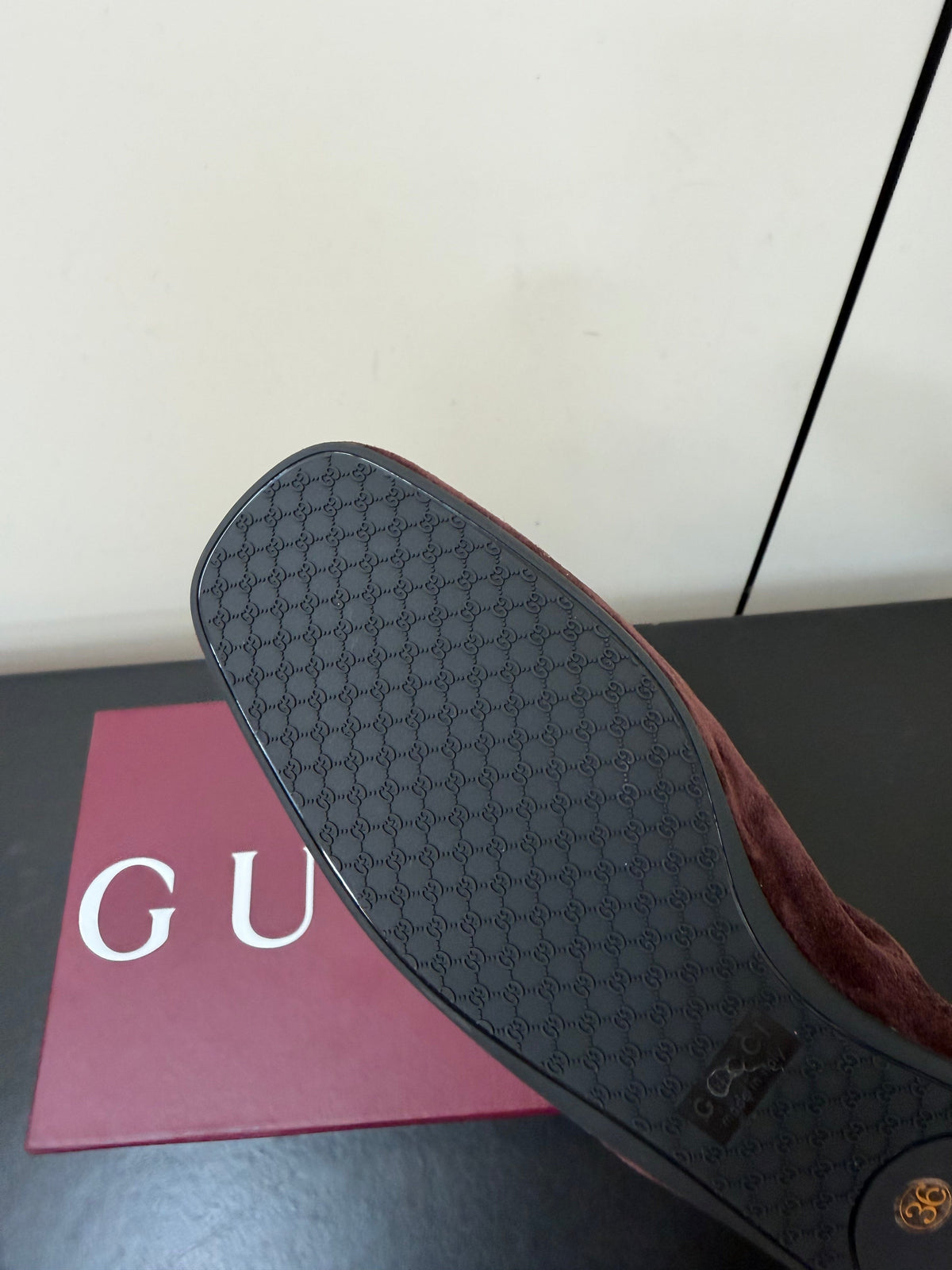 Gucci 26S Ballet Flats In Dark Brown Suede Gold Hardware