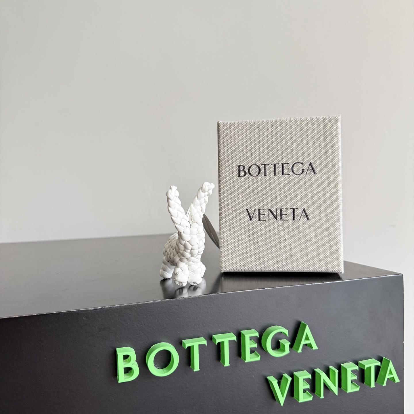 BV Rabbit Charm Intrecciato Leather
