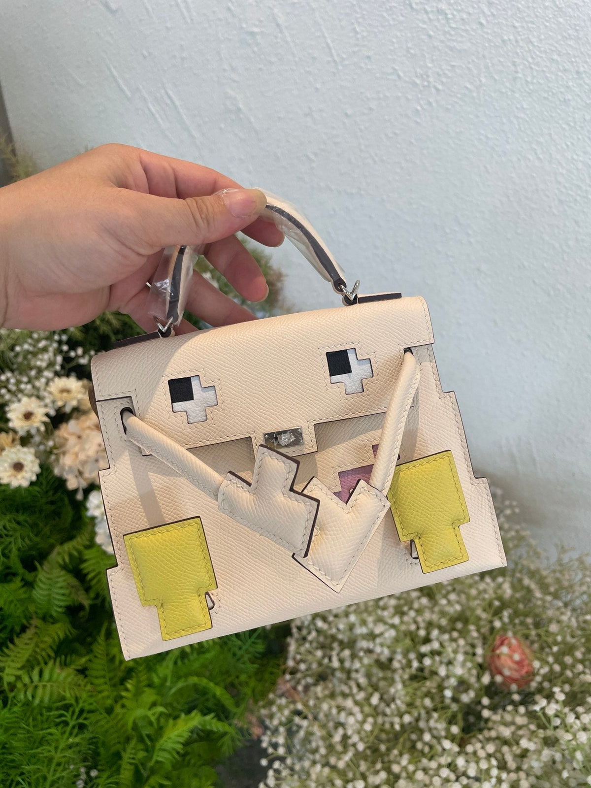 High-end Hermes 2026 Kelly Doll Picto Bag 18cm Cowhide