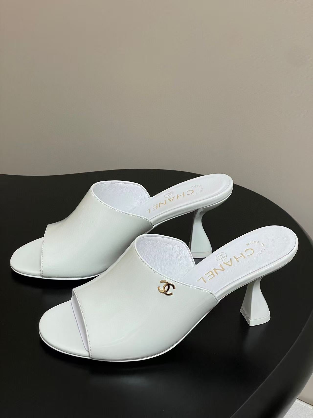 CC Cruise 25/26 Open Heel Shoes Glossy Calfskin