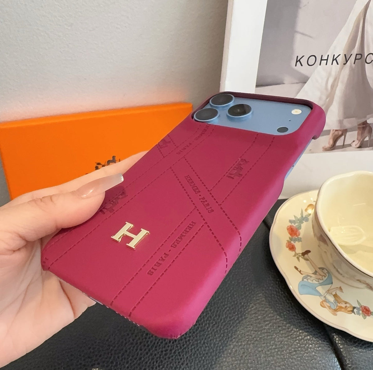 HM iPhone Case 518136