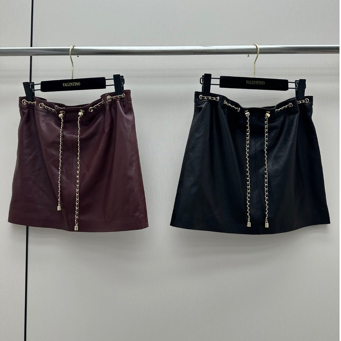 CC 26K Short Skirt Chain Drawstring Waist Side Split Leather 435097