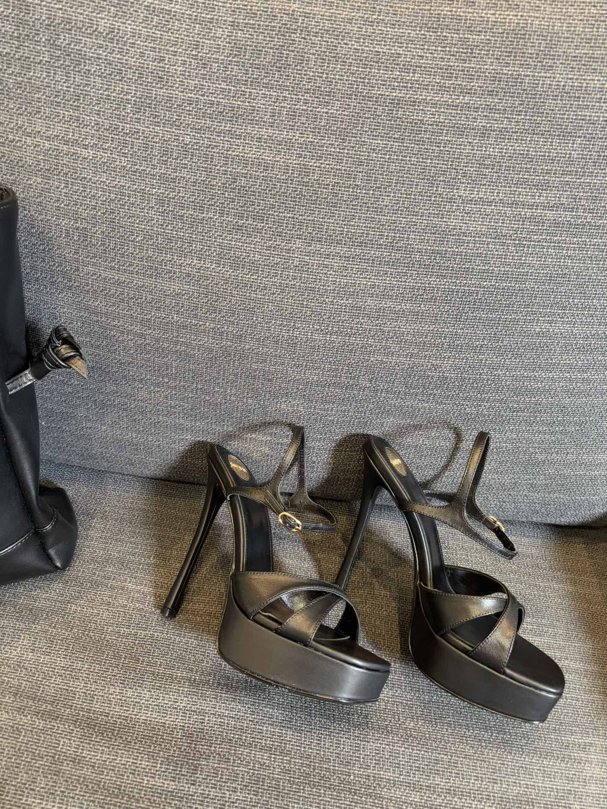 YSL 26S Cross-Strap Sandals 150 Mm Black Calfskin