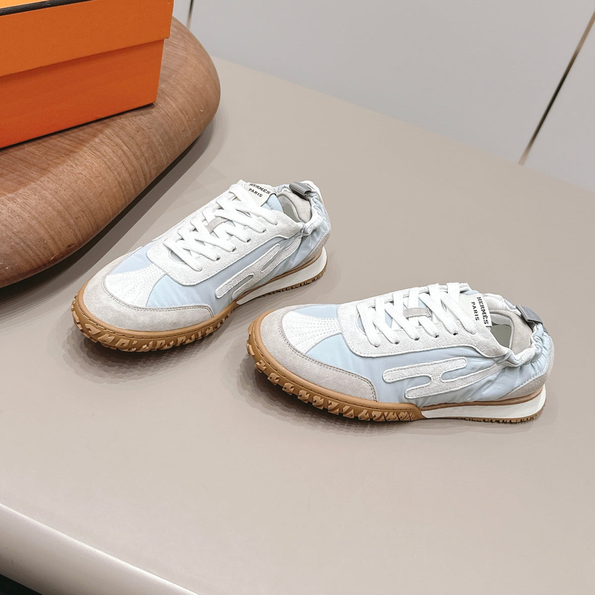 HM 26S Bouncing Sneakers Ice Blue Nylon Light Grey Suede