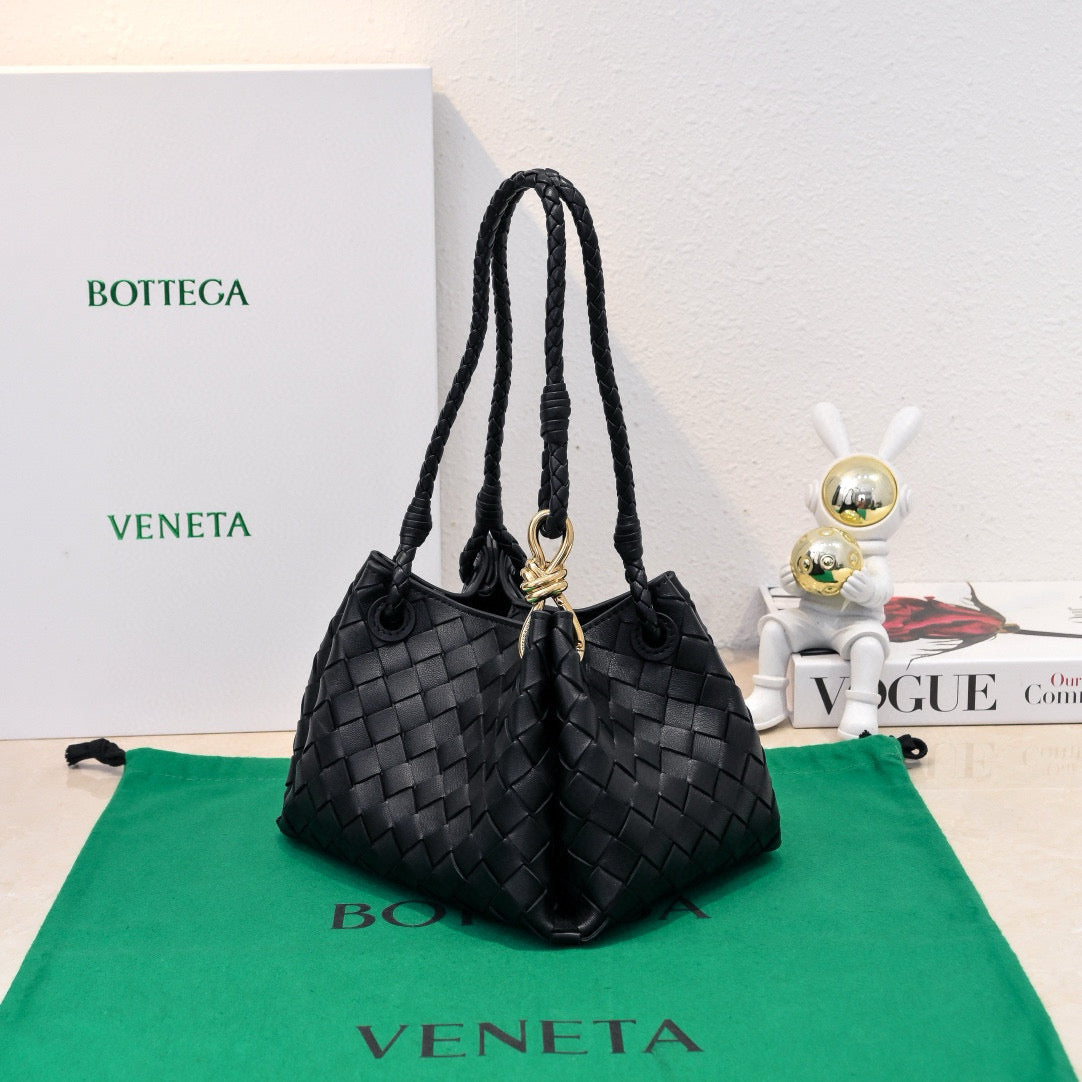 BV Parachute Intrecciato Shoulder Bag Black Cowhide