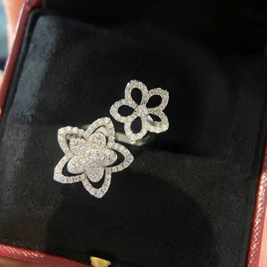 Graff Wild Flower RIng