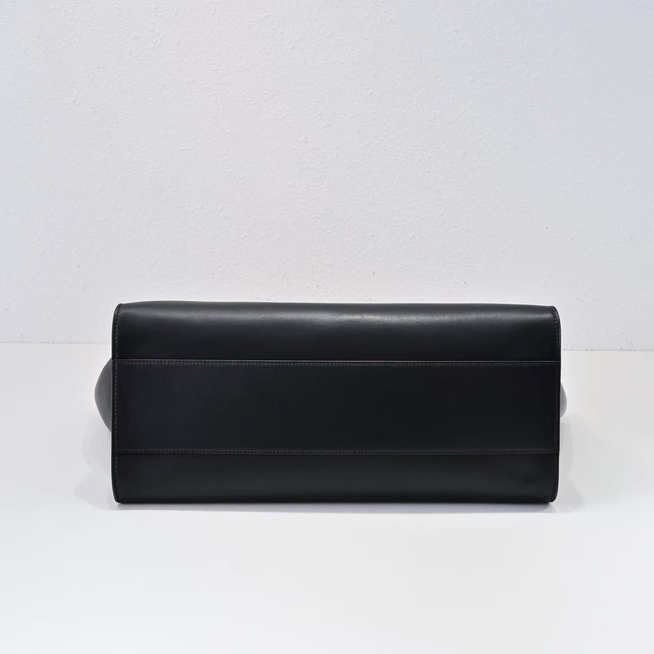 The Row 2025 Marlo 17 Bag 43cm Black Leather