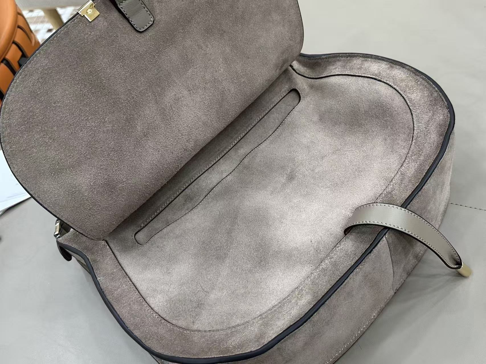 Chloe 26s Marcie Suede Shoulder Bag Grey Suede
