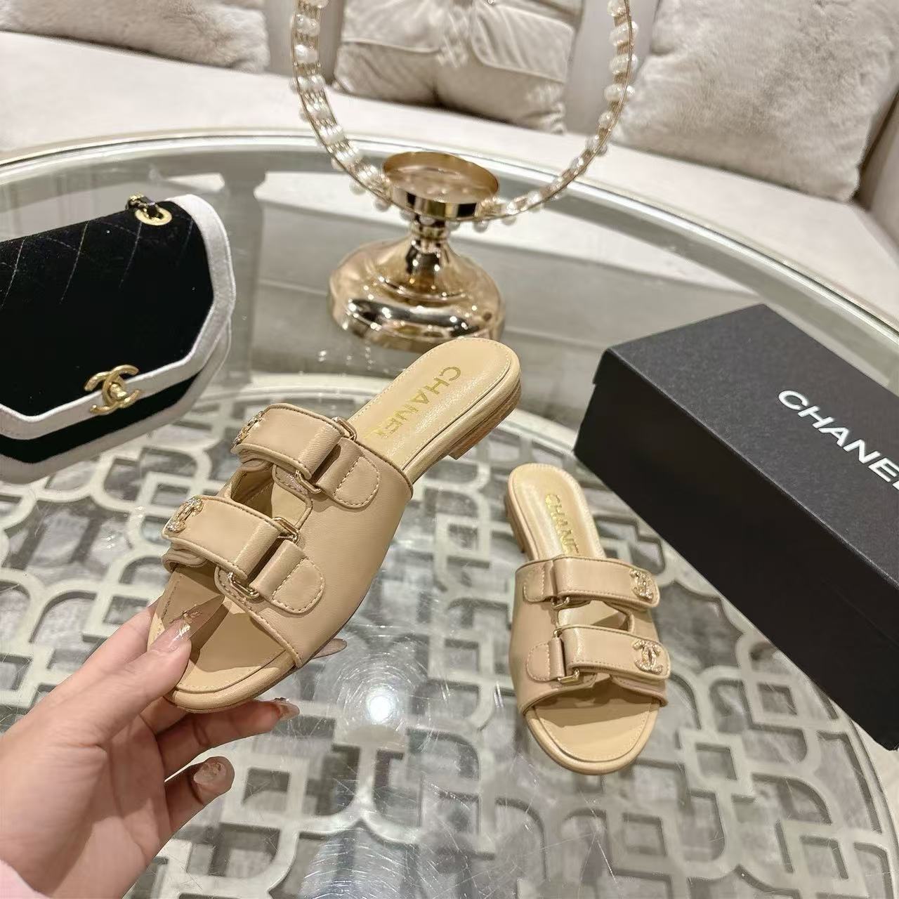 CC Spring Summer 26s Mules Beige Suede